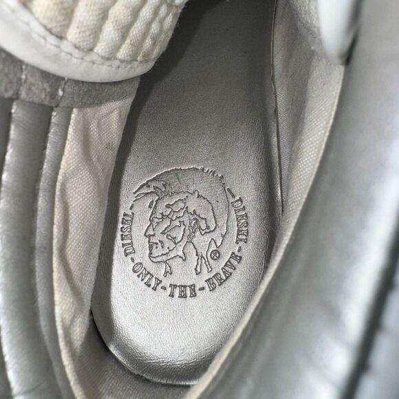 Diesel D-String Plush High Top Sneaker Women's 8.5 White Silver Leather Side Zip - Picture 8 of 10